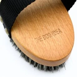 THE DOG IDEA Klassische Hundebürste Naturfibre -Wuff Welt 06f0183073437207c2f5f3a90d75d417cf7c1ad8 1485270 de DE 86c1c3a6e89e7b342f390c4c7e451fb3bbbe2cf43p9Ian