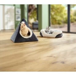 AniOne Liegeplatz Luna -Wuff Welt 20ea1a7708325b930799f7c026d96800ca8f3fa5 11ff3b865f5c413fdc524c5de284db56a1f66a03