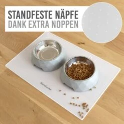 KaraLuna Napfunterlage Aus Silikon 48x30 Cm Geschwungen Transparent 9 KaraLuna Napfunterlage Aus Silikon 48x30 Cm Geschwungen Transparent -Wuff Welt 64ea48df6166e9732d7b2dc5cf02b90030c94f93 1407471 de DE 332b39a50c06441051d9a61f380ec4fcbe5684a7GB7YFN