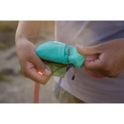 Ruffwear Stash Bag Mini™ Kotbeutelspender -Wuff Welt aa18258596f658826d1152568ebf8d1c0f825914 1651625 de DE ec107afc61043b1b825d2bc16872883ea005108dNJ6KtO