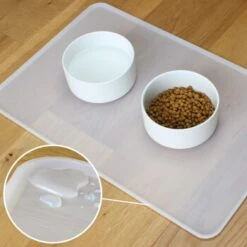 KaraLuna Basic Napfunterlage Transparent L 9 KaraLuna Basic Napfunterlage Transparent L -Wuff Welt f495db45fd389fd117644cb3377217742809b2ec 1407477 de DE a8bbe54e97e8bbb8f7c3d6b40c33b455251b54dbH2Qc30